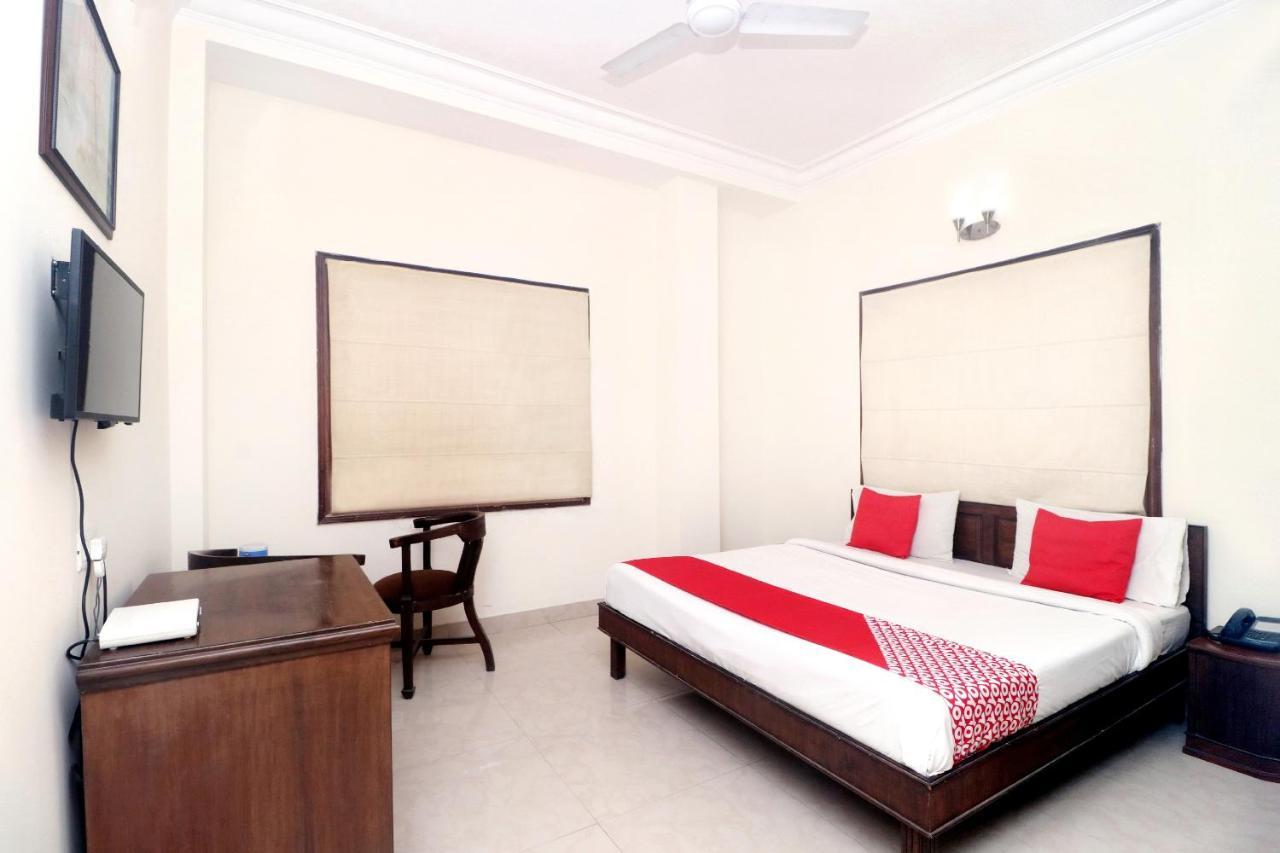 Oyo Hotel Temple View Amritsar Dış mekan fotoğraf