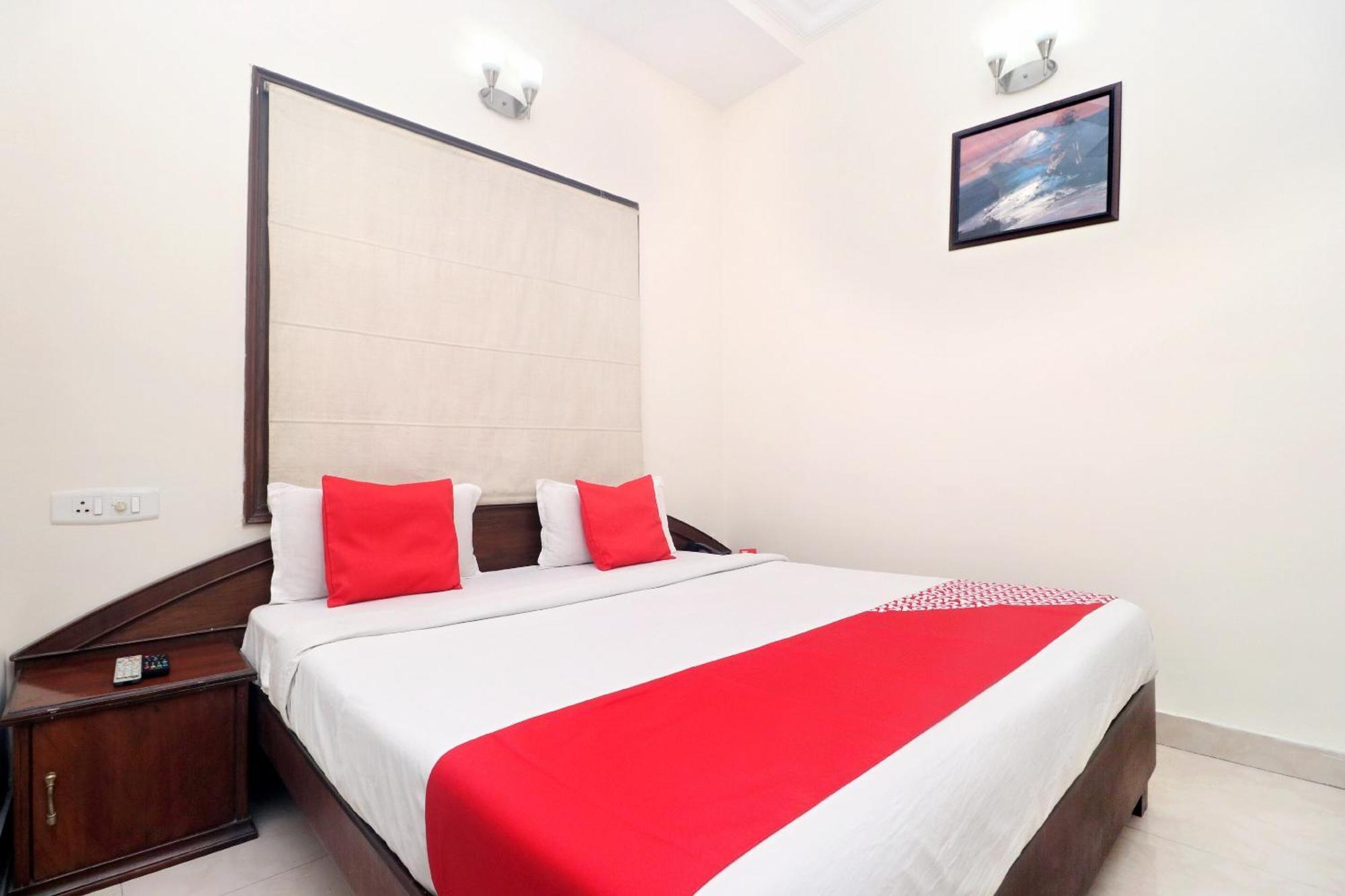 Oyo Hotel Temple View Amritsar Dış mekan fotoğraf