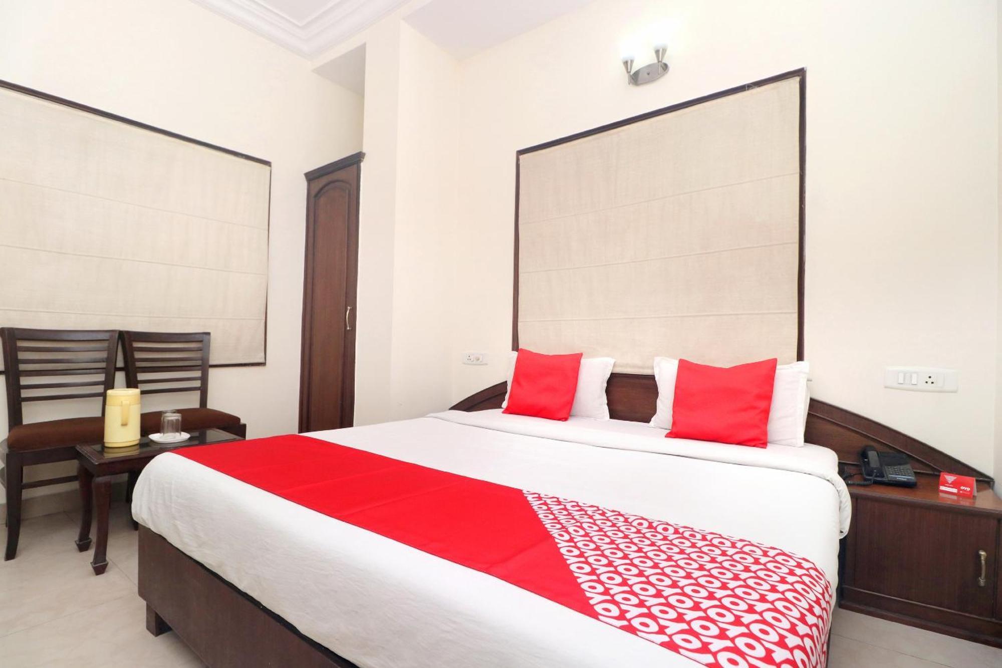 Oyo Hotel Temple View Amritsar Dış mekan fotoğraf