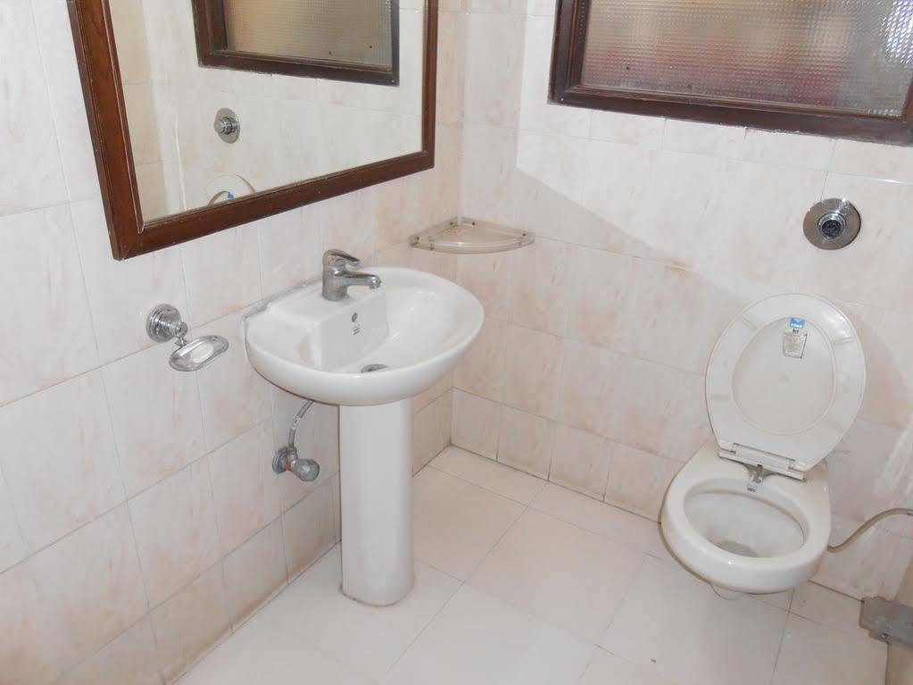 Oyo Hotel Temple View Amritsar Dış mekan fotoğraf
